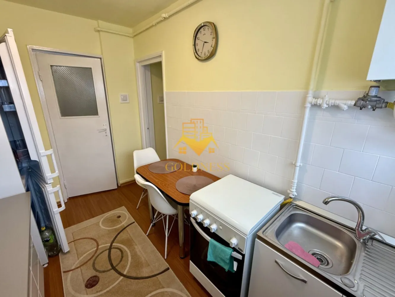 2 camere decomandate, balcon, Calea Manastur, MOL, Profi, Piata Flora