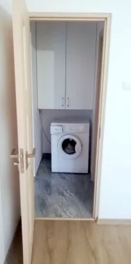 De inchiriat apartament 2 camere nemobilat, Micro 16, 1400 lei