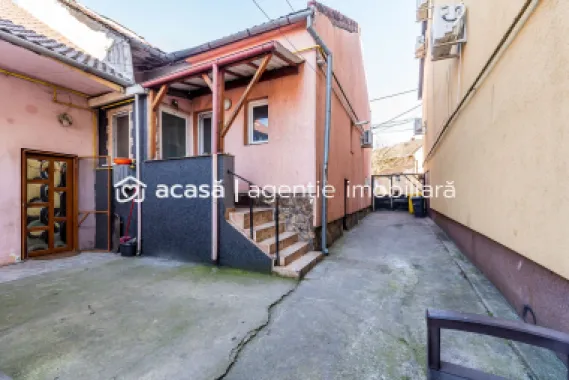 Apartament 2 camere in Parneava