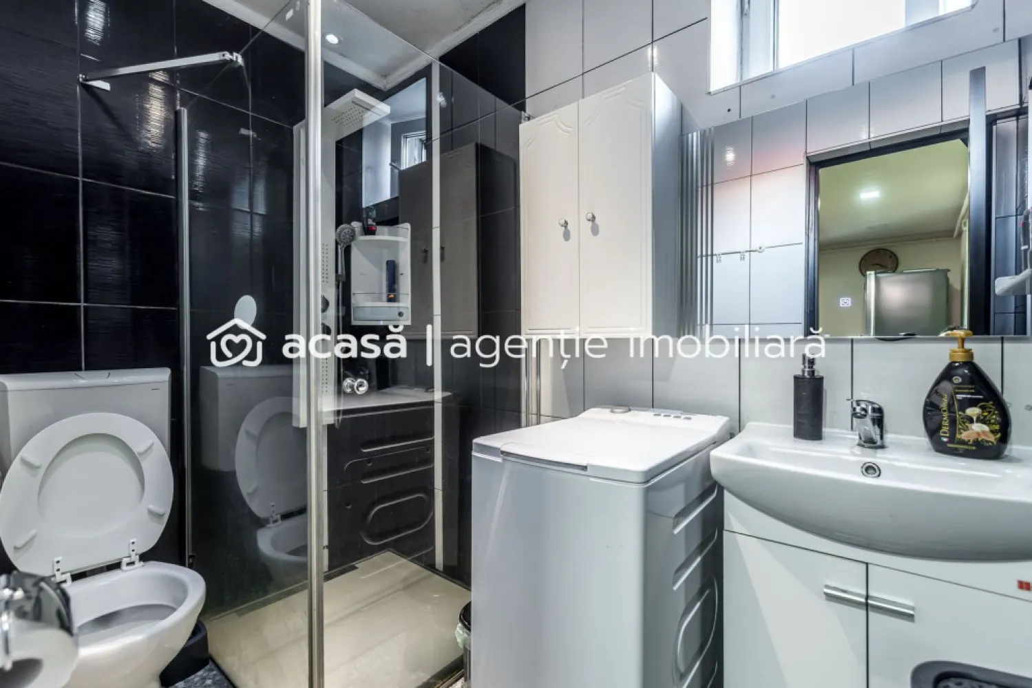 Apartament 2 camere in Parneava