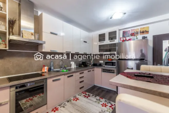 Casă 2 dormitoare în Westfield | 387 mp teren | P+M | curte + anexe