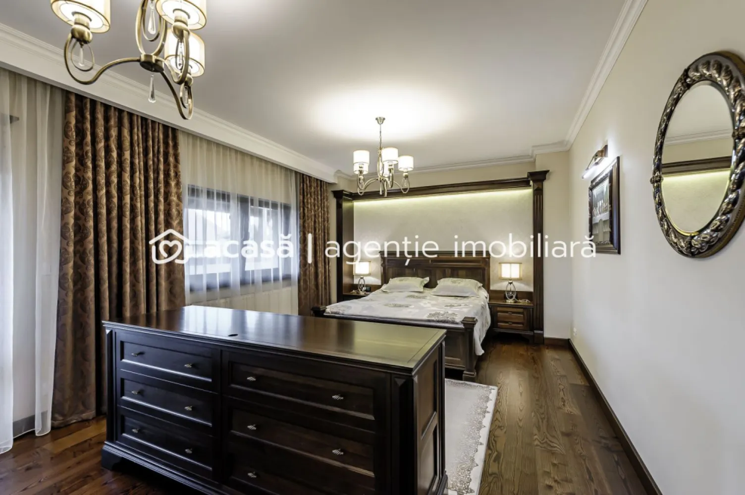 PRET NOU!!! Vilă de Lux în Grădiște