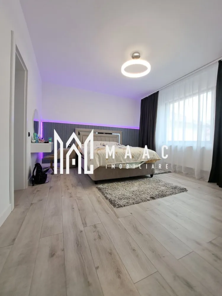 Casa deosebita P+E |mobilata si utilata| teren 1277mp| Vladești - MAAC IMOBILIARE vă propune spre vânzare o proprietate de excepție, situată stradal în Vlădești, județul Vâlcea Descoperă o locuință completă, unde spațiul generos, compartimentarea inteligentă și poziționarea excelentă se îmbină perfect pentru a crea un cămin ideal pentru o familie. Amplasată stradal, într-o zonă excelentă, cu acces rapid către oraș și toate facilitățile necesare, casa îmbină perfect eleganța, spațiul generos și confortul modern. Casa construita in anul 2025, dispune de toate utilitățile (apă, gaz, curent electric, canalizare), asigurând confortul necesar unei locuințe moderne. Localizare premium: Imobilul este amplasat la strada principală, într-o zonă extrem de accesibilă, având în imediata apropiere toate punctele de interes necesare, dar si acces rapid către Râmnicu Vâlcea. Detalii proprietate: Regim de înălțime: Parter + Etaj Suprafață utilă totală: 232 mp Teren: 1.277 mp Construcție solidă, bine compartimentată Proprietate intabulată, cu acte la zi Compartimentare – Parter: Parterul este gândit pentru zona de zi și activitățile comune: Living generos (40,6 mp) – spațiu luminos, ideal pentru relaxare și socializare Bucătărie spațioasă (18,4 mp) – complet mobilată și utilată Birou (17 mp) – perfect pentru work-from-home Baie + grup sanitar Debara / spații de depozitare Hol amplu + casa scării (19,9 mp) Terasă (32,3 mp) – ideală pentru petrecerea timpului liber Compartimentare – Etaj: Zona de noapte oferă confort și intimitate: 3 dormitoare (inclusiv unul matrimonial foarte generos de 26,6 mp) 2 dressinguri 3 băi – pentru confort maxim Hol spațios (19,1 mp) Terasă mare (41,5 mp) – priveliște deschisă, perfectă pentru relaxare Exterior și facilități: Curte generoasă, ideală pentru amenajare grădină, foișor sau zonă de relaxare Anexă gospodărească (27,8 mp) – perfectă pentru depozitare sau diverse activități Acces facil auto în curte Proprietate ce oferă intimitate și multiple posibilități de amenajare ✅ Avantaje majore: ✔ Locație excelentă – stradal ✔ Casă complet mobilată și utilată ✔ Nu necesită investiții – mutare imediată ✔ Compartimentare ideală pentru familie numeroasă ✔ Suprafață mare utilă + teren generos ✔ Potrivită atât pentru locuință, cât și pentru investiție (ex: pensiune, sediu firmă) Această proprietate reprezintă o oportunitate rară pe piață — o casă spațioasă, modernă și bine poziționată, pregătită să devină „acasă” fără niciun compromis. 📞 Pentru detalii suplimentare și programarea unei vizionări, contactați echipa MAAC IMOBILIARE! CP3004798 }}