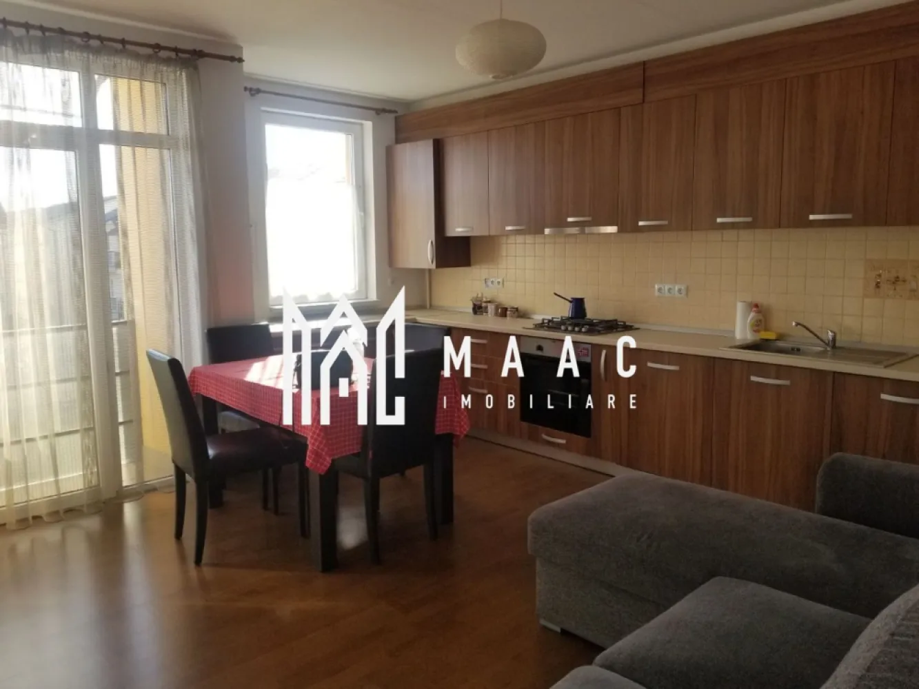 Apartament 3 Camere | 59 MP | Decomandat | 2 Balcoane | Imobil Tip Vilă