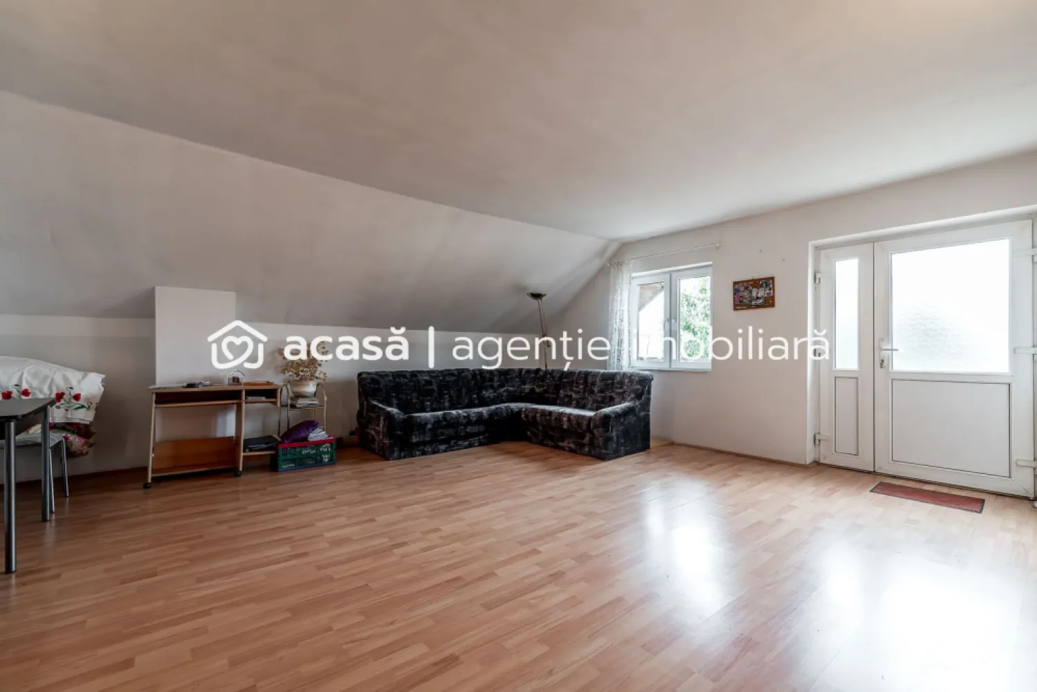 Casă 5 camere Aradul Nou Zona Tabacovici. Teren 360 mp și garaj