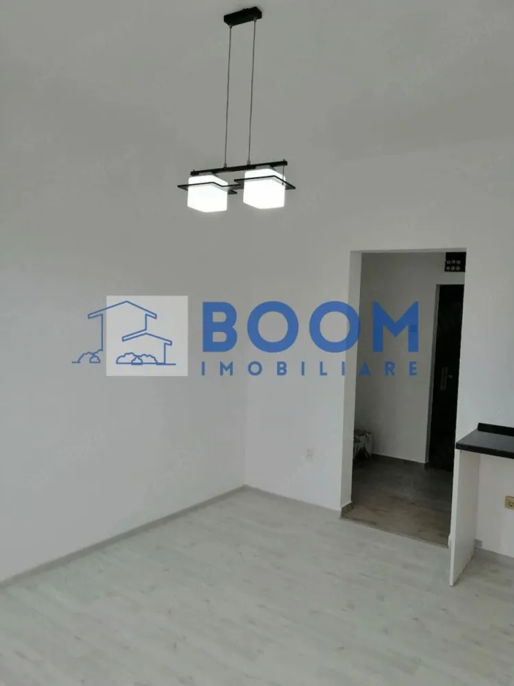 Garsoniera | Calea lui Traian | Vedere panoramica | Renovat Complet - Garsonieră complet renovată, de vânzare – Calea lui Traian

BOOM Imobiliare vă oferă spre vânzare o garsonieră complet renovată, situată pe Calea lui Traian, la etajul 4, într-un bloc anvelopat, cu acoperiș foarte bine izolat.

Locuința are o suprafață utilă de 22 mp și beneficiază de lumină naturală pe tot parcursul zilei, precum și de o priveliște panoramică deosebită.

Avantaje:

Complet renovată, gata de mutare;
Bloc anvelopat;
Acoperiș izolat foarte bine;
Vedere panoramică;
Luminoasă pe tot parcursul zilei;
Stație de autobuz în apropiere;
Locuri de parcare în zonă.

Ideală atât pentru locuit, cât și pentru investiție.

Pentru mai multe informații și programarea unei vizionări, contactați BOOM Imobiliare! CP3217130