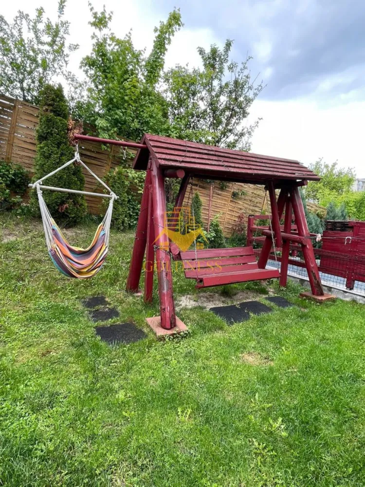 2 camere open space, Modern, Parcare, Zona Lombului, Dambul Rotund