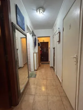 Apartament 2 camere decomandat