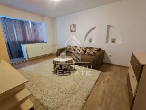 Apartament cu 3 camere , de inchiriat, zona Circumvalatiunii