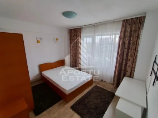 Apartament cu 3 camere , de inchiriat, zona Circumvalatiunii