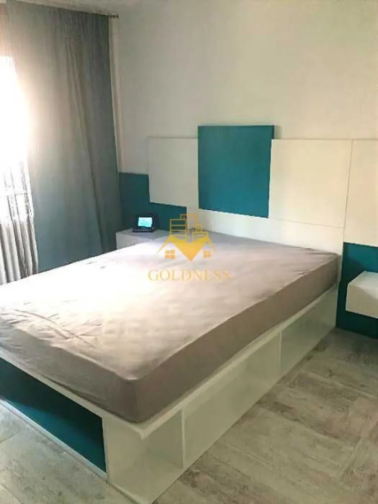 1 camera, Marasti, București, Centrala proprie, Lidl, The Office - GOLDNESS Imobiliare vă propune spre închiriere un apartament cu 1 camere complet mobilat și utilat, la etajul 1 într-un imobil de 4 etaje, în Cartierul Marasti.
Se află în apropierea stațiilor de transport în comun, magazine, restaurante, spații verzi, farmacii, etc. 

Apartamentul este compartimentat astfel:
 - camera cu pat matrimonial, dressing, noptiere
 - bucătărie complet utilată și mobilată
 - baie cu cada, calorifer port prosop și dulap pentru depozitare.

Imobilul este dotat cu toate cele necesare- centrală proprie, frigider, aragaz, mașină de spălat haine, etc. 
-Cheltuielile de întreținere foarte mici 300 RON pe luna, atât vara cât și iarna!

Dacă sunteți interesați de acest apartament și doriți să îl vizionați, dar și pentru alte oferte nu ezitați să ne contactați telefonic sau prin e-mail. Vă stăm la dispoziție!
Pentru intermediere se percepe un comision de 50% din prețul chiriei!