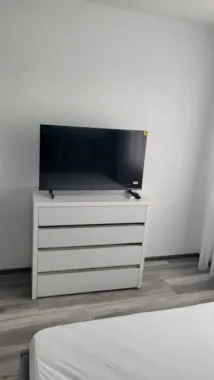 De inchiriat apartament cu 2 camere la Papadie, etaj 3, renovat, 550 E