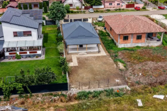 Casă nouă 4 camere, ideală pentru familie. Toate utilitățile