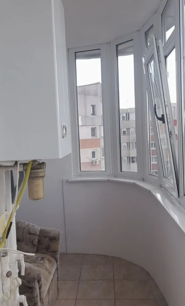 De vanzare apartament cu o cameră str. Brăilei, et. 7, 58.000 euro