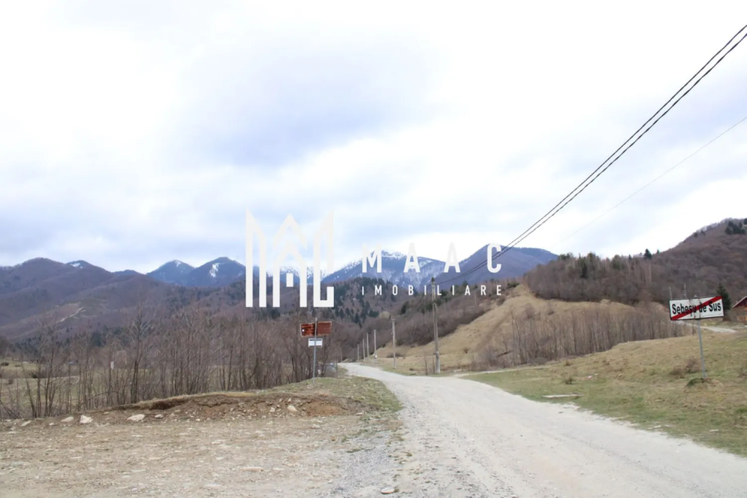 Un colt de rai la pretul unei garsoniere - MAAC Imobiliare va propune spre vanzare - Un Pământ al Visurilor: O Fereastră către Eternitate în Inima Transilvaniei Parcelele sunt dupa cum urmeaza: - 1 parcela 2000 metri pătrați cu toate facilitatile pe proprietate; Prețul este aproximativ. Toate parcelele se vor negocia separat cu proprietarul în momentul vizionării. În inima Transilvaniei, unde dealurile se întind ca o mână verde către zare, se află un teren care nu este doar un lot, ci o fereastră către eternitate. Este amplasatla iesirea din sat spre poteca care urca lin spre Varful Suru, Un Loc de Echilibru Perfect Aici, utilitățile moderne sunt la un pas, iar dezvoltarea înflorește în jur, dar priveliștea rămâne o poveste veche, scrisă de munți și văzduh. Terenul, perfect plan și generos, se întinde pe o lățime de 20 de metri la drum, ca o poartă larg deschisă, și se pierde în adâncime pe 200 de metri, oferind spațiu pentru vise la scară mare. Accesul la DN1 este instantaneu, legând liniștea pastorală a locului de pulsația vibrantă a țării. Comoara Priveliștii Dar adevărata comoară stă sus. De pe acest loc, ochiul cuprinde o panoramă care taie răsuflarea. În depărtare, mândri și nepăsători, Munții Făgărașului își înșiră crestele ascuțite împotriva cerului. Vârful Suru pare atât de aproape, încât ai impresia că poți să întinzi mâna și să atingi zăpada veșnică de pe culmile lui. În zori, soarele îmbrățișează peisajul în nuanțe de aur și roz, iar în amurg, silueta masivă a munților se decupează în negru profund pe fundalul unei sfârșituri de zi în flăcări. Mai Mult Decât un Teren Acest teren nu este doar un loc pentru a construi o casă; este un piedestal pentru a construi o viață. Este un loc unde te poți trezi cu răsăritul în fereastră și unde liniștea de la poalele munților îți șoptește povești de vitejie și frumusețe pură. Este o promisiune: de a te bucura de confortul și conexiunea civilizației, având rețeaua rutieră principală la picior, în timp ce păstrezi, mereu sub ochi, măreția nestemată și liniștea atotcuprinzătoare a Făgărașilor. MAAC Imobiliare – Construim mai mult decât case, construim legături cu eternitatea. Pentru a transforma această viziune în realitatea dumneavoastră, vă rugăm să ne contactați telefonic, menționând că ați văzut anunțul cu ID:CP3007818 }}