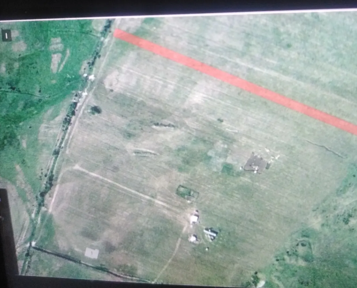 Teren extravilan sebes alba - Vând teren extravilan în Sebeș 3900mp cu deschidere 11.5m în zona salane dincolo de calea ferată paralel cu o carmangerie terenul este drept și plat ideal pentru investiție. Pentru detalii va rog să mă contactați telefonic la 0753471472&nbsp; }}