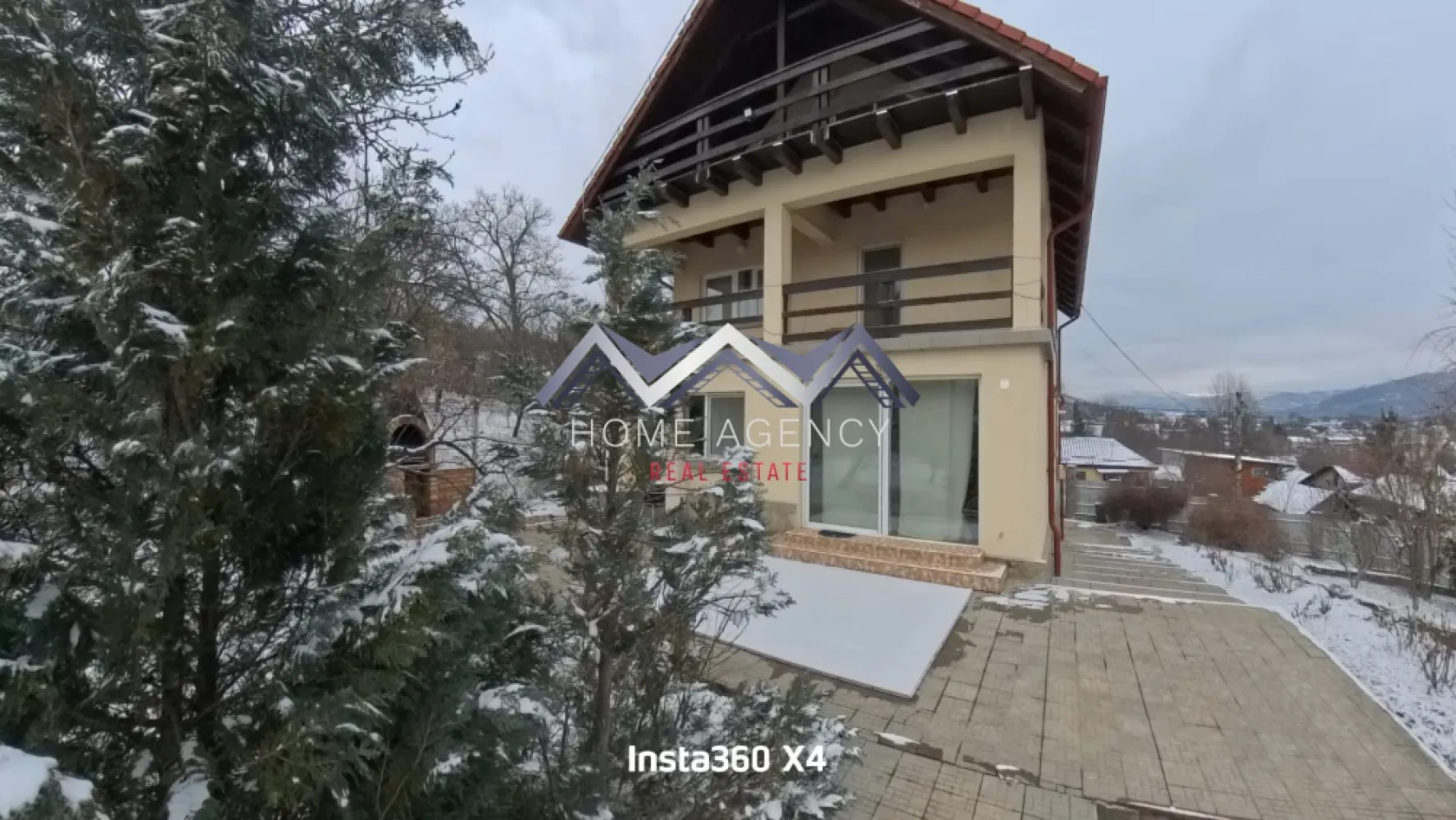 Vilă ultrafinisată cu panoramă superbă, teren 868 mp– Breaza