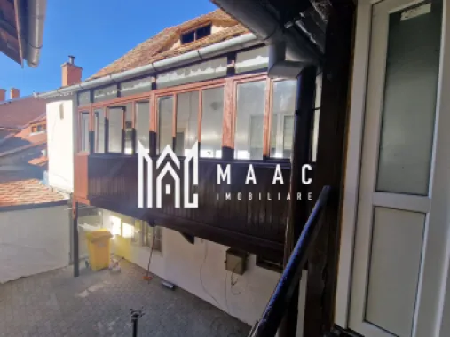 Apartament 3 camere curte privata zona Centrala