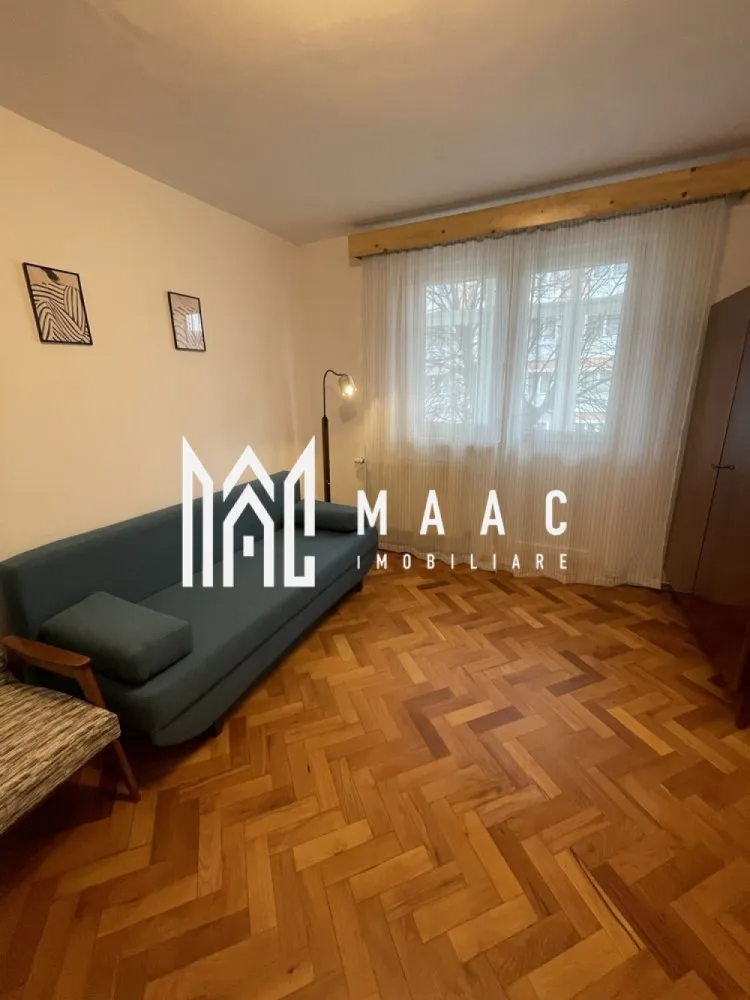 Apartament 2 camere | 55 MPU | Etaj intermediar | Hipodrom 2 - MAAC Imobiliare vă propune spre închiriere un apartament recent renovat, cu 2 camere, situat la etajul 2 din 4 al unui imobil, în zona Hipodrom 2. Apartamentul semidecomandat este compus din hol de intrare, bucătărie închisă, sufragerie cu acces pe balconul închis, hol de acces, dormitor matrimonial și baie cu cadă. Se percepe o garanție în cuantumul unei chirii lunare. Nu se acceptă animale de companie. Se predă mobilat și utilat. Disponibilitate: imediată. Pentru mai multe detalii, specificați telefonic că ați văzut anunțul cu ID: CP3008977. }}