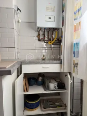 Apartament cu 3 camere decomandate- Ideal pentru studenti - Zona Tudor