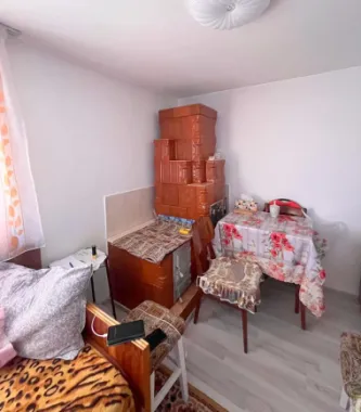 Casă individuală de vânzare în Braniștea - Teren 464 mp -76000 euro