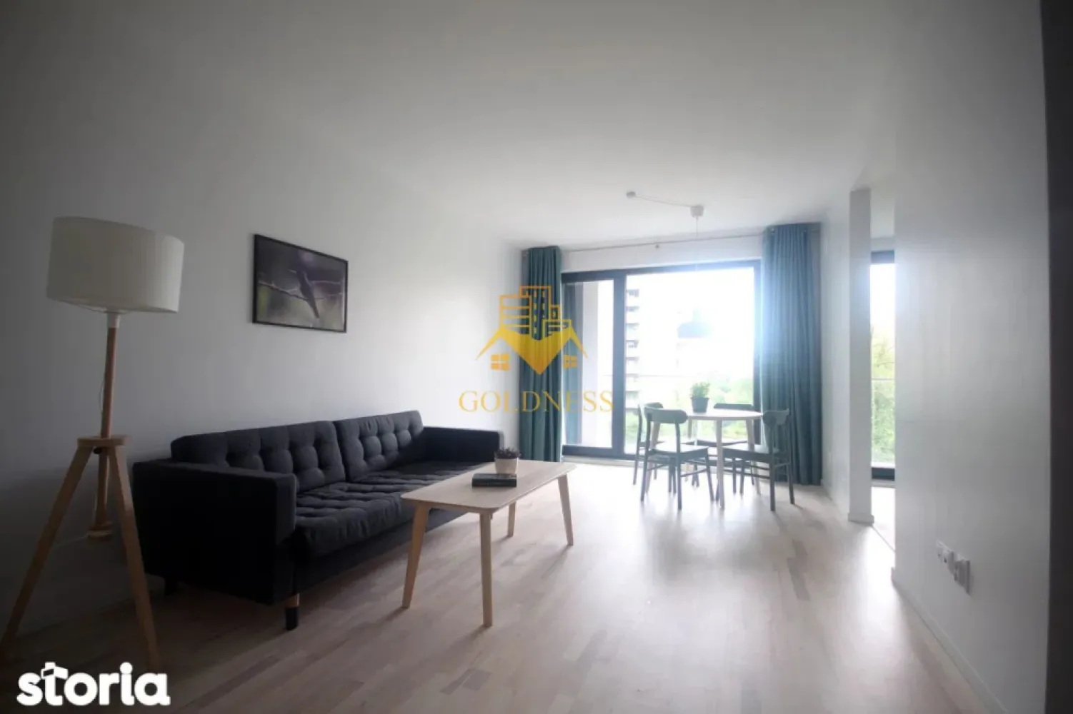 2 camere, premium, AC, garaj, bloc nou, Plopilor zona parcul Rozelor - GOLDNESS Imobiliare vă propune spre închiriere un apartament cu 2 camere open space, complet mobilat și utilat, la etajul 3 într-un imobil de etaje 10, în cartierul Plopilor. Apartamentul este compartimentat astfel: - dormitor cu pat matrimonial, dulap pentru haine, noptiere, TV - living cu bucatarie open-space bucătăria complet utilată, canapea extensibla, loc de servit masa, - baie cu cabina de dus, calorifer port prosop inox și dulap pentru depozitare. - terasa de 12 mp. Ansamblul detine cea mai mare gradina privata din oras (10.000 mp), privelistea oferind relaxarea necesara fiind departe de zgomotul strazii principale. Se află în apropierea stațiilor de transport în comun, magazine, restaurante, spații verzi, farmacii, etc. Dacă sunteți interesați de acest apartament și doriți să îl vizionați, dar și pentru alte oferte sau detalii nu ezitați să ne contactați telefonic sau prin e-mail - goldnessimobiliare@gmail.com. Vă stăm la dispoziție! }}