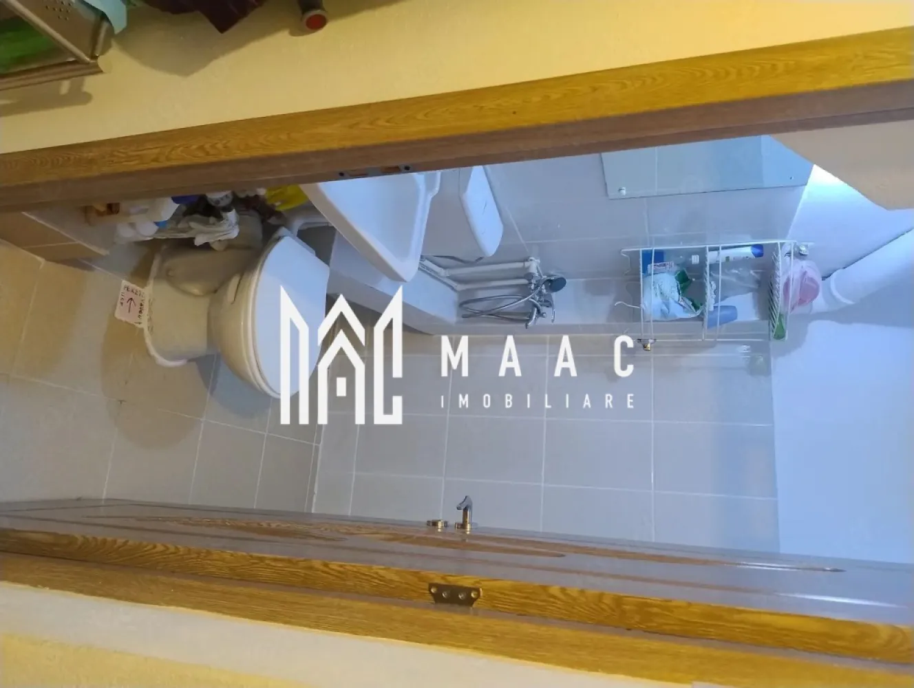 Garsonieră confort 1, complet renovată, situată central – Strada Cocorilor