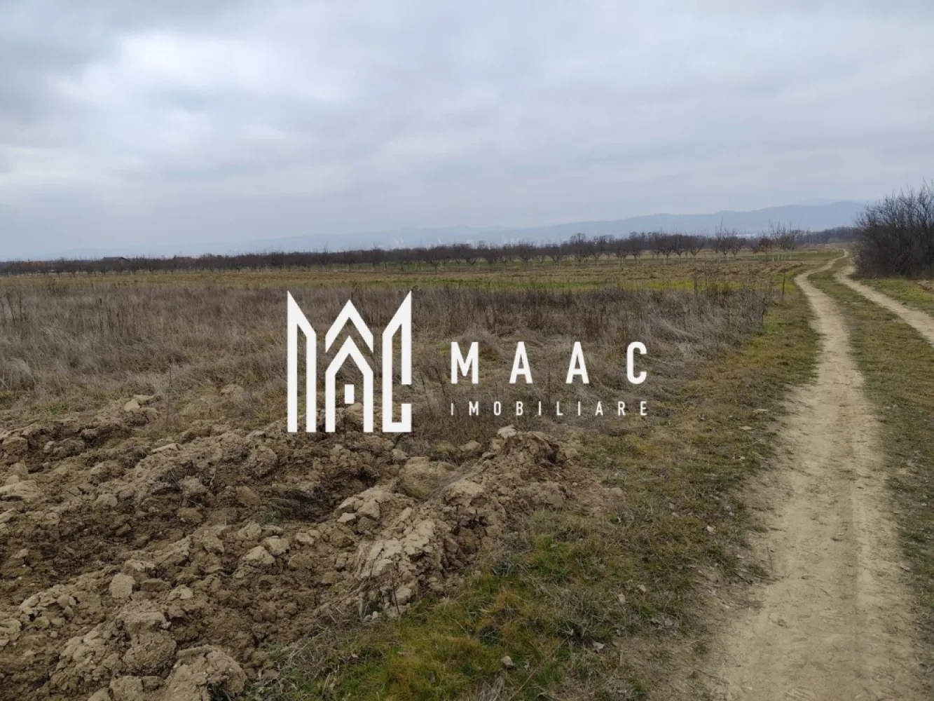 Teren de vânzare – 2236 mp, Budești, la doar 10 km de Râmnicu Vâlcea