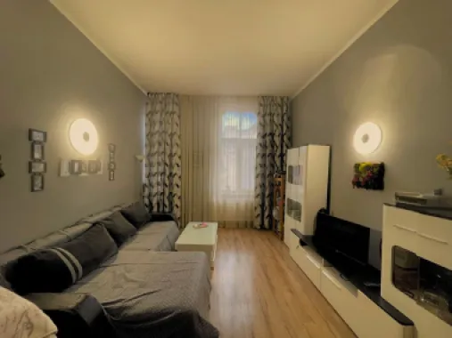 Ap 2 cam, 62 mp –ultracentral(str Aurel Lazar), lângă pietonala Oradea