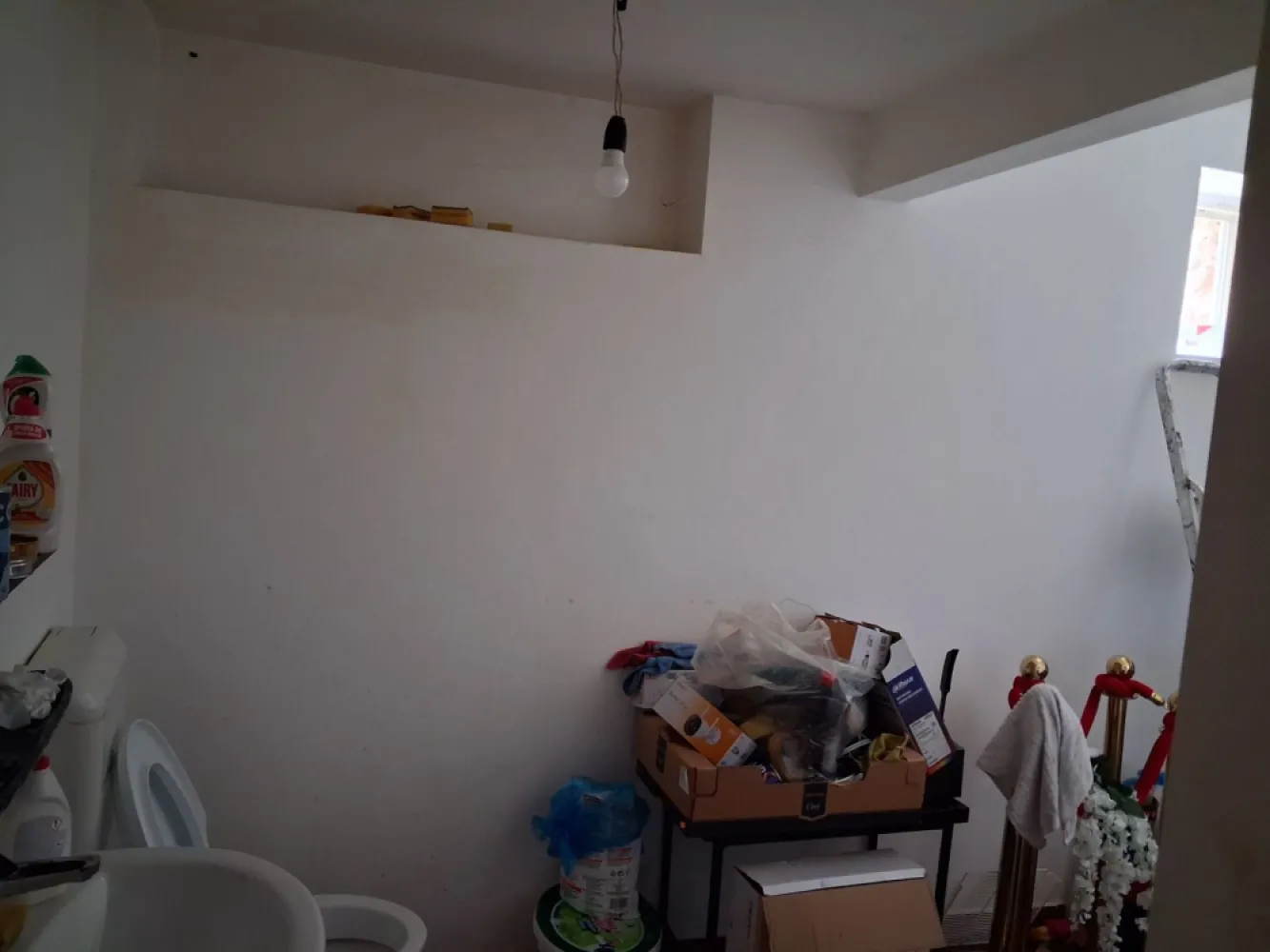 BRASADAS inchiriaza spatiu comercial stradal cu 3 intrari.