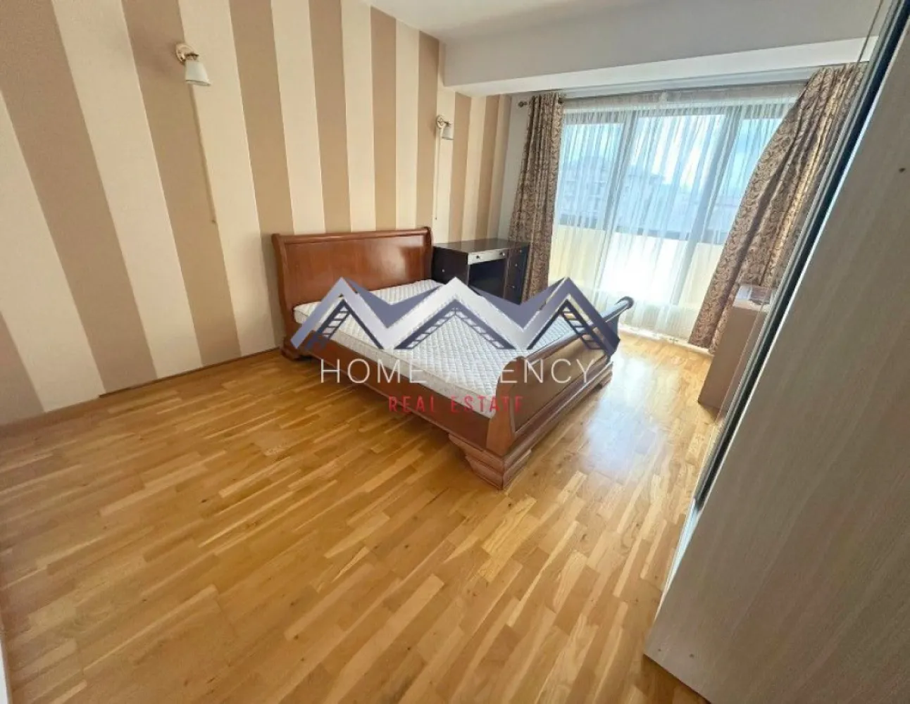 Apartament foarte generos 3-4 camere | ideal familii | 2 locuri de parcare
