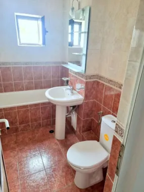 De inchiriat - apartament cu 3 camere în zona Gara - Centrul orașului