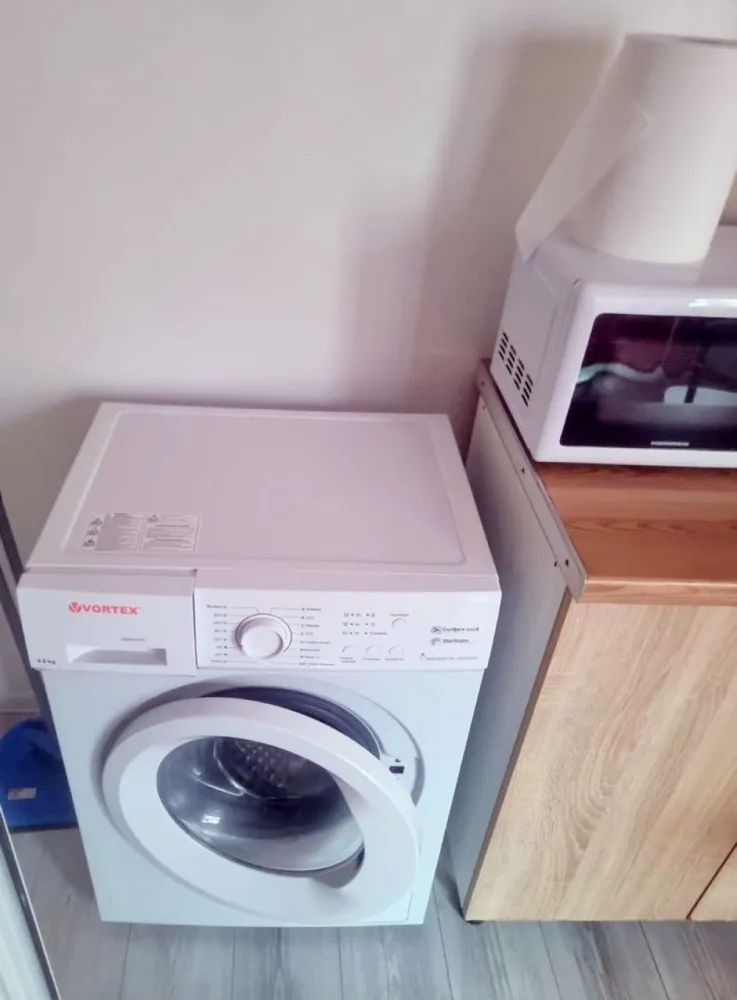 De inchiriat - apartament cu 3 camere în zona Gara - Centrul orașului