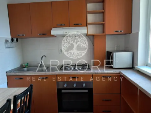 Logo Arbore Real Estate logo