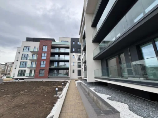 Apartament PREMIUM 3 camere cu GARAJ - zona Centrala