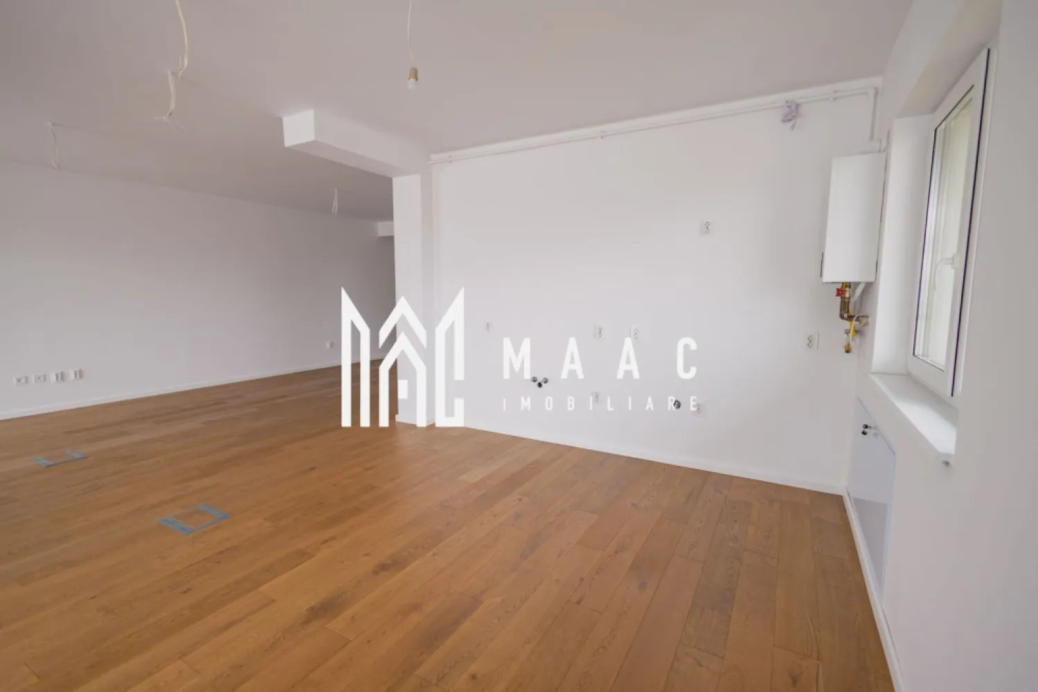 Penthouse | 4 camere | Balcon | Parcare | Terasa | D. Stanca