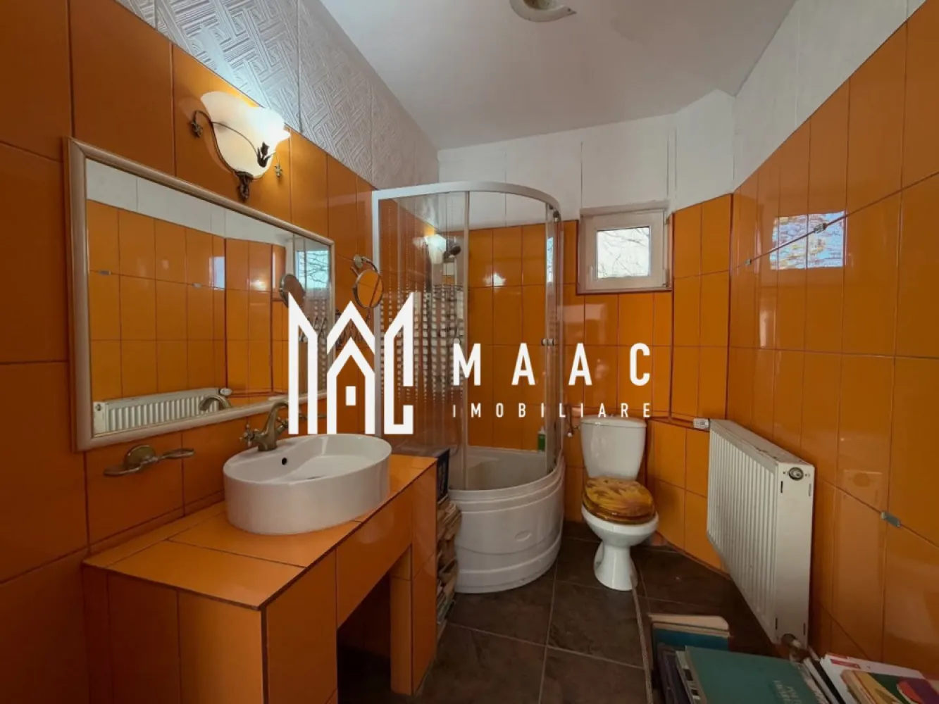 Casă individuală | 4 camere | 450 mp teren | Zonă centrală | Ocna Sibiului