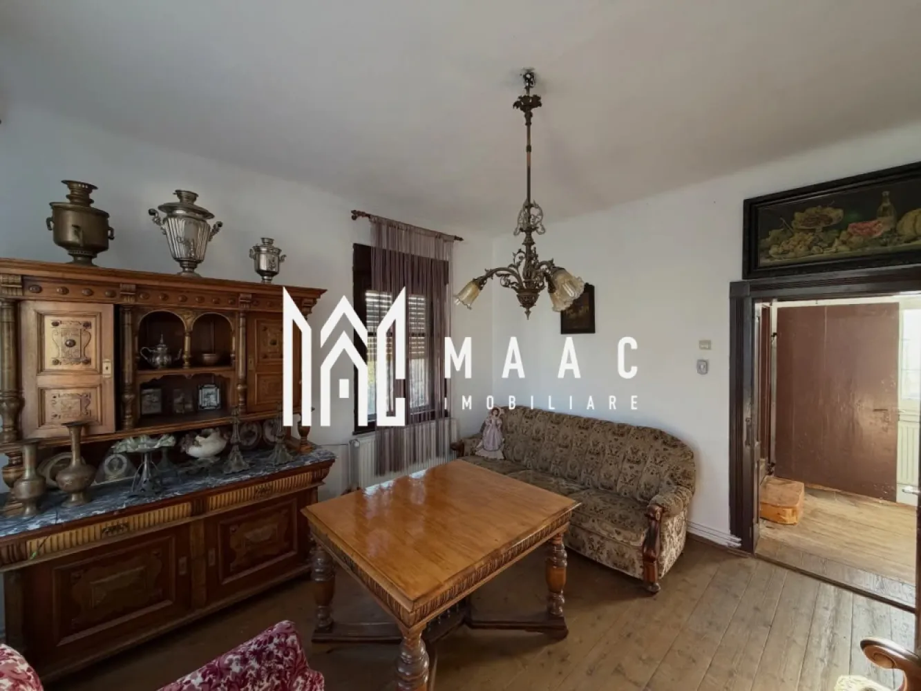 Casă individuală | 4 camere | 450 mp teren | Zonă centrală | Ocna Sibiului