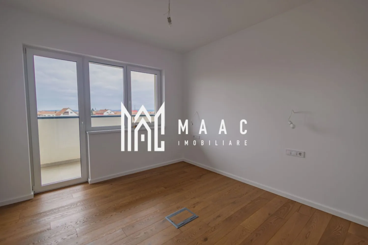 Penthouse | 4 camere | Balcon | Parcare | Terasa | D. Stanca