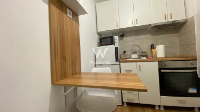 Garsoniera renovata, etaj intermediar, Sibiu