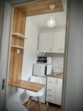 Garsoniera renovata, etaj intermediar, Sibiu