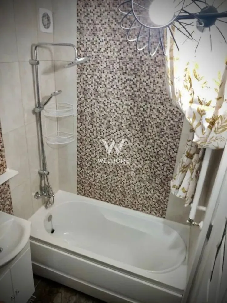 Garsoniera renovata, etaj intermediar, Sibiu