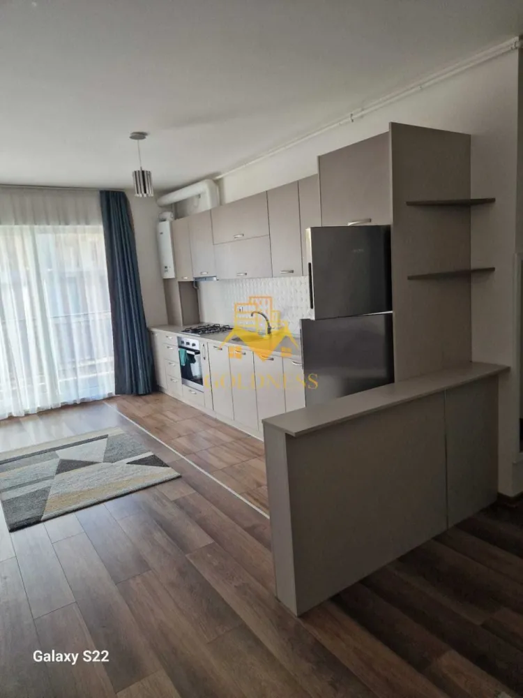 2 camere, Cartierul Zorilor, Eugen Ionesco, Leroy Merlin, Calea Turzii - GOLDNESS Imobiliare vă propune spre închiriere un apartament cu 2 camere complet mobilat și utilat, la etajul 2 într-un imobil de 3 etaje, în Cartierul Zorilor. Dispune de loc de parcare subteran! Se află în apropierea stațiilor de transport în comun, magazine, restaurante, spații verzi, farmacii, etc. Apartamentul este compartimentat astfel: - dormitor cu pat matrimonial, dressing, noptiere - living cu canapea extensibilă - bucătărie complet open space utilată și mobilată, loc de servit masa - baie cu cabina de dus, calorifer port prosop și dulap pentru depozitare. - balcon 6 mp. Imobilul este dotat cu toate cele necesare- centrală proprie, frigider, aragaz, hotă, mașină de spălat haine, etc. Dacă sunteți interesați de acest apartament și doriți să îl vizionați, dar și pentru alte oferte nu ezitați să ne contactați telefonic sau prin e-mail. Vă stăm la dispoziție! Pentru intermediere se percepe un comision de 50% din prețul chiriei! }}
