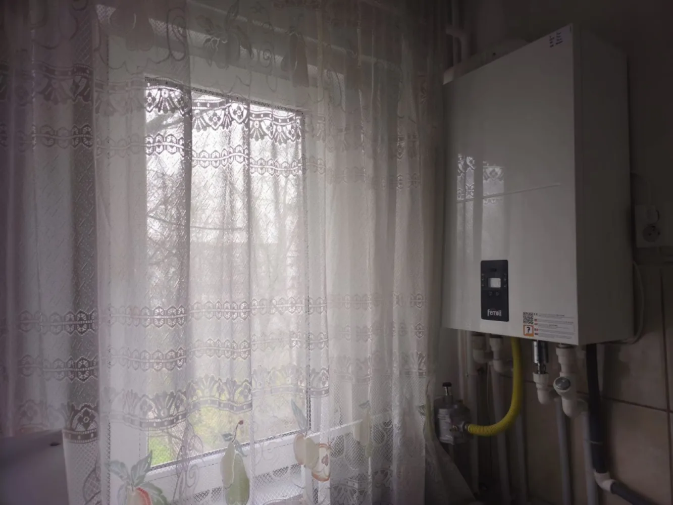 De inchiriat - garsoniera Micro 38, N-uri, 220 euro