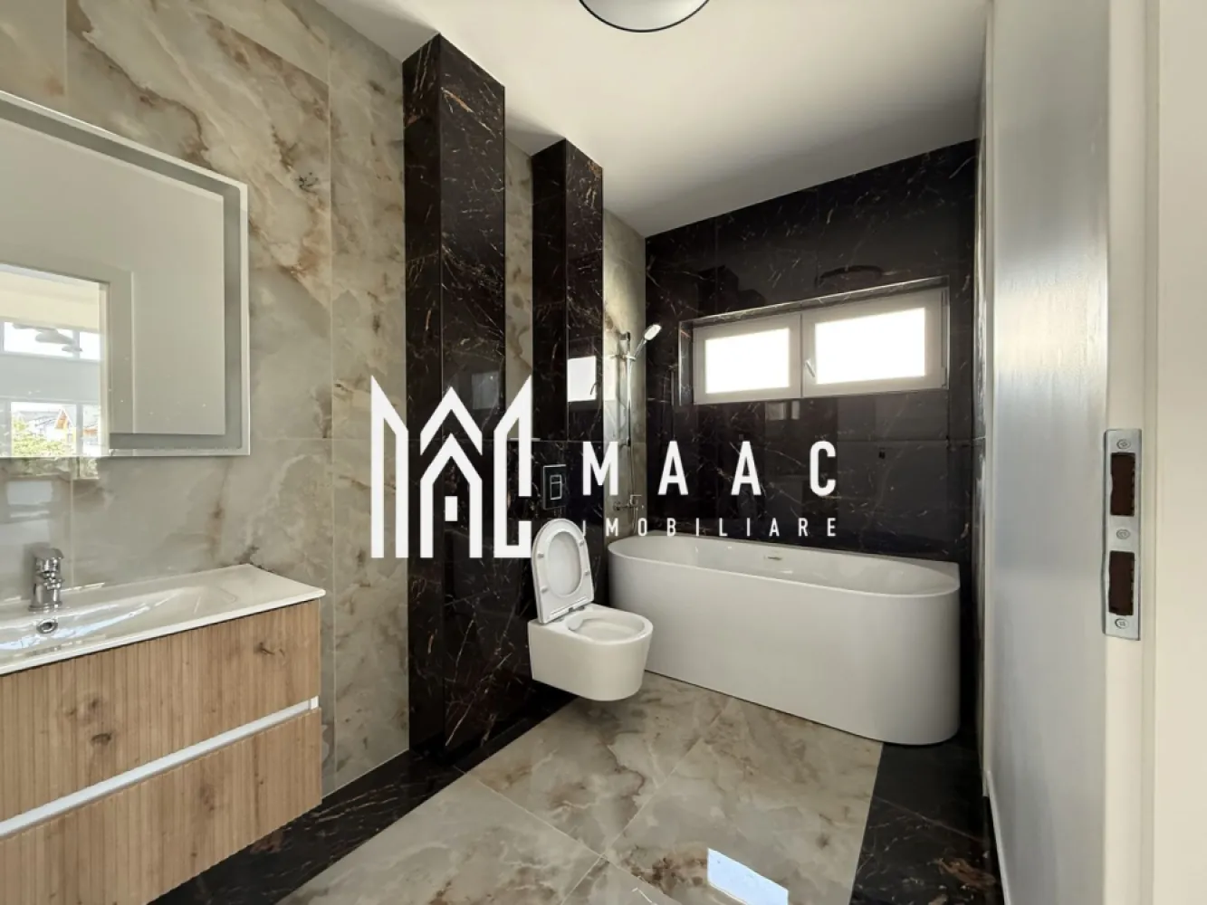 Penthouse | 5 camere | La cheie | Vata bazaltica | 130 MP