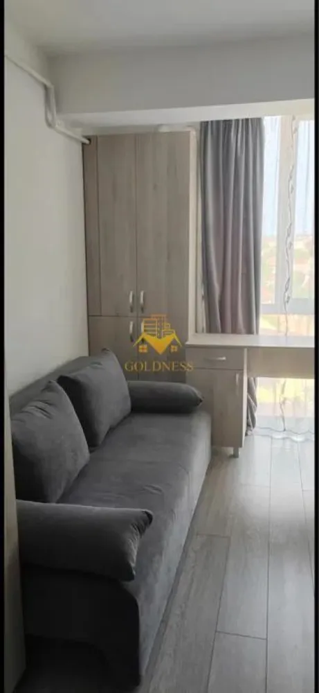 2 camere decomandate, Marasti, Pet Friendly, Fabricii,Kaufland,Clujana - GOLDNESS Imobiliare vă propune spre închiriere un apartament cu 2 camere complet mobilat și utilat, la etajul 4 într-un imobil de etaje 4, în Mărăști. Posibilitatea de a parca în Zona. Se află în apropierea stațiilor de transport în comun, magazine, restaurante, spații verzi, farmacii, etc. Apartamentul este compartimentat astfel: - dormitor cu pat matrimonial, dressing, noptiere. - dormitor cu canapea extensibilă, dressing. - bucatarie complet utilată și mobilată, loc de servit masa. - baie cu cabina de dus, calorifer port prosop și dulap pentru depozitare. Imobilul este dotat cu toate cele necesare- centrală proprie, frigider, aragaz, hotă, mașină de spălat haine, etc. Dacă sunteți interesați de acest apartament și doriți să îl vizionați, dar și pentru alte oferte nu ezitați să ne contactați telefonic sau prin e-mail. Vă stăm la dispoziție! Pentru intermediere se percepe un comision de 50% din prețul chiriei! }}