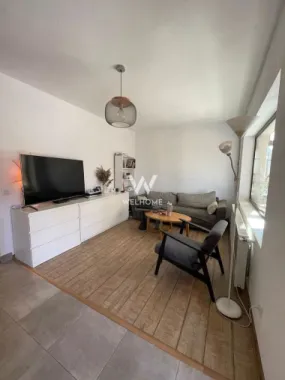 Logo Welhome Imobiliare logo