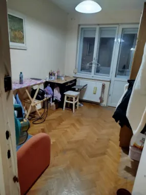 Apartament 3 camere de vânzare – Piața Centrală, etaj 3