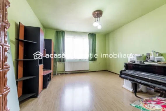 Apartament spatios cu potential enorm in Gradiste Comision 0%