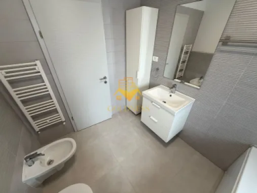 Casa 4 camere, Parcare, Cartier Iris, Zona Auchan, Oasului